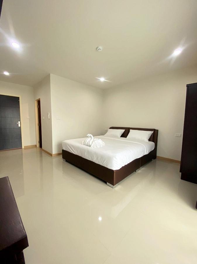 Re Riva Apartment Bangkok Exterior foto